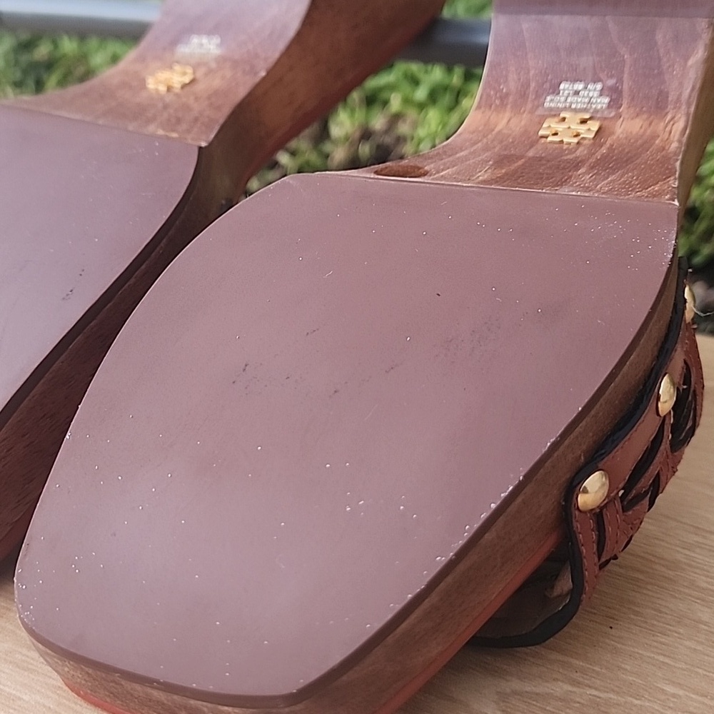 Tory Burch Basket weave Clogs in brick Red Size 9.5 - Picture 10 of 13